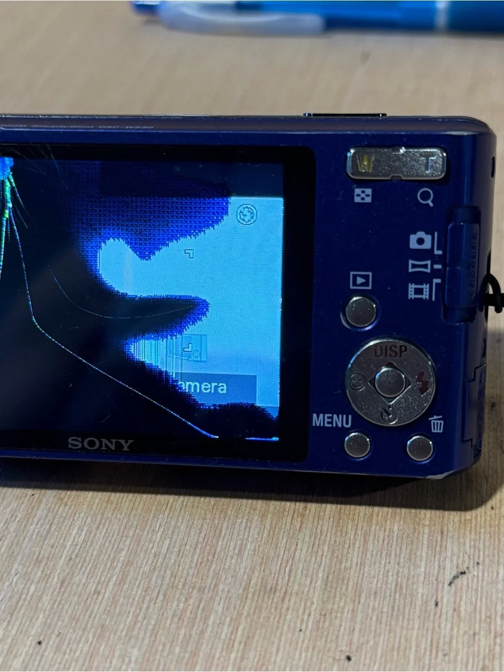 Sony Cyber-shot 14.1 MP Digital Camera BROKEN SCREEN Turns On Read Description!